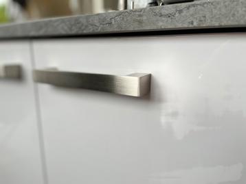 15x RVS Keukenkast greepjes beschikbaar voor biedingen