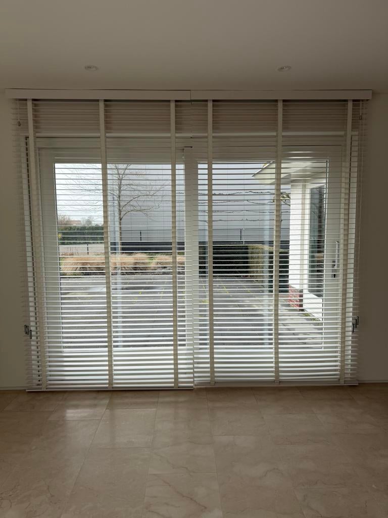 Diverse jaloezieën Luxaflex, Ophalen, 100 tot 150 cm, 200 cm of meer, Zo goed als nieuw