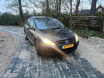 Peugeot 307 2.0 16V 5DR 2004 Zwart beschikbaar voor biedingen