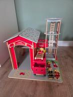 Houten Brandweerkazerne met Accessoires, Ophalen of Verzenden, Gebruikt, Poppenhuis