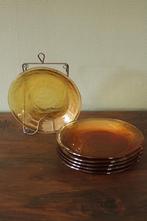 Zes Arcoroc Sierra servies gebaksbordjes / schoteltjes bruin, Antiek en Kunst, Antiek | Glas en Kristal, Ophalen