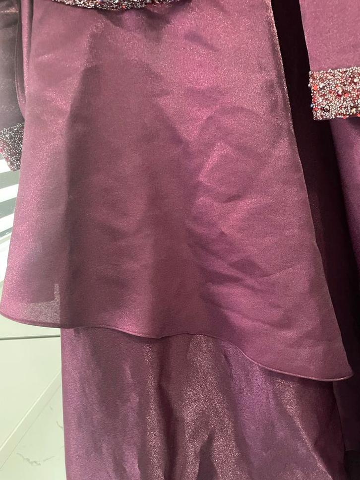 Paarse Galajurk Maat M, Kleding | Dames, Jurken, Zo goed als nieuw, Maat 38/40 (M), Paars, Onder de knie, Ophalen of Verzenden