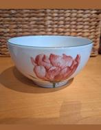 Villeroy & Boch. Schaaltje.14 cm doorsnede. Met bloem, Antiek en Kunst, Ophalen of Verzenden