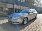 Volvo V70 2.5T Momentum Origineel NL Leer PDC Electrische ac, Voorwielaandrijving, Zwart, 2521 cc, Handgeschakeld