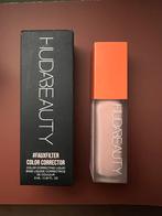 Huda Beauty color corrector, Gehele gezicht, Ophalen of Verzenden, Zo goed als nieuw, Make-up