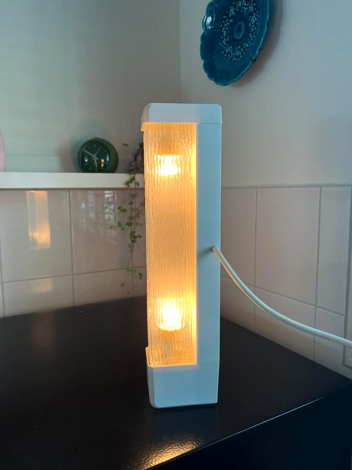 2 vintage bed-wandlampjes, Huis en Inrichting, Lampen | Wandlampen, Gebruikt, Glas, Kunststof, Ophalen of Verzenden