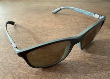 Ray Ban RB 4330-CH beschikbaar voor biedingen