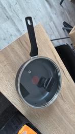 Nieuwe Tefal hapjespan 24 cm, Huis en Inrichting, Keuken | Potten en Pannen, Ophalen of Verzenden, Nieuw, Overige materialen, Koekenpan of Braadpan