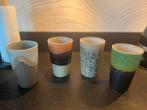 4x HKliving 70s Mugs - Nieuwstaat, Huis en Inrichting, Keuken | Servies, Keramiek, Ophalen of Verzenden, Zo goed als nieuw, Overige stijlen
