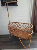 Antieke wieg, Kinderen en Baby's, Babywiegjes en Ledikanten, Ophalen of Verzenden, Zo goed als nieuw, Wieg