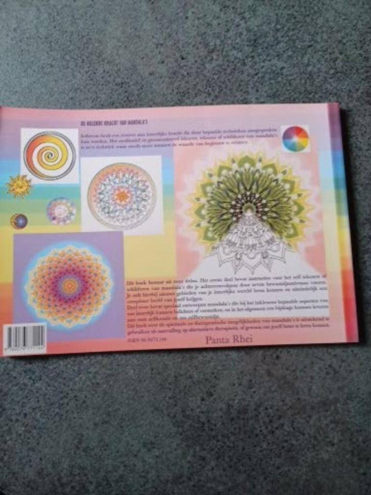 Klaus Holitzka - De helende kracht van mandala's, Boeken, Esoterie en Spiritualiteit, Nieuw, Instructieboek, Spiritualiteit algemeen