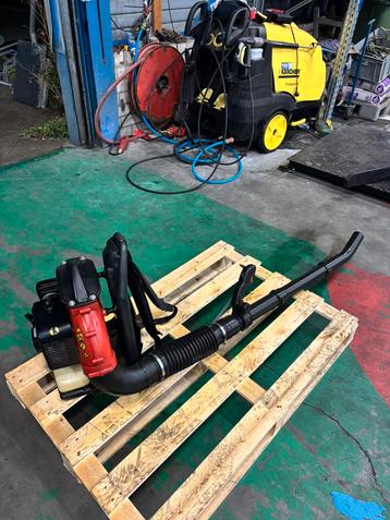 Bladblazer mitsubishi beschikbaar voor biedingen