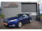 Ford Focus Wagon turnier 1.0 Titanium Xenon / Camera / Cruis, Auto's, Gebruikt, Zwart, Blauw, Handgeschakeld