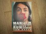 biografie Paul McCartney - Man on the run in de seventies, Boeken, Kunst en Cultuur, Tom Doyle, Ophalen of Verzenden, Zo goed als nieuw