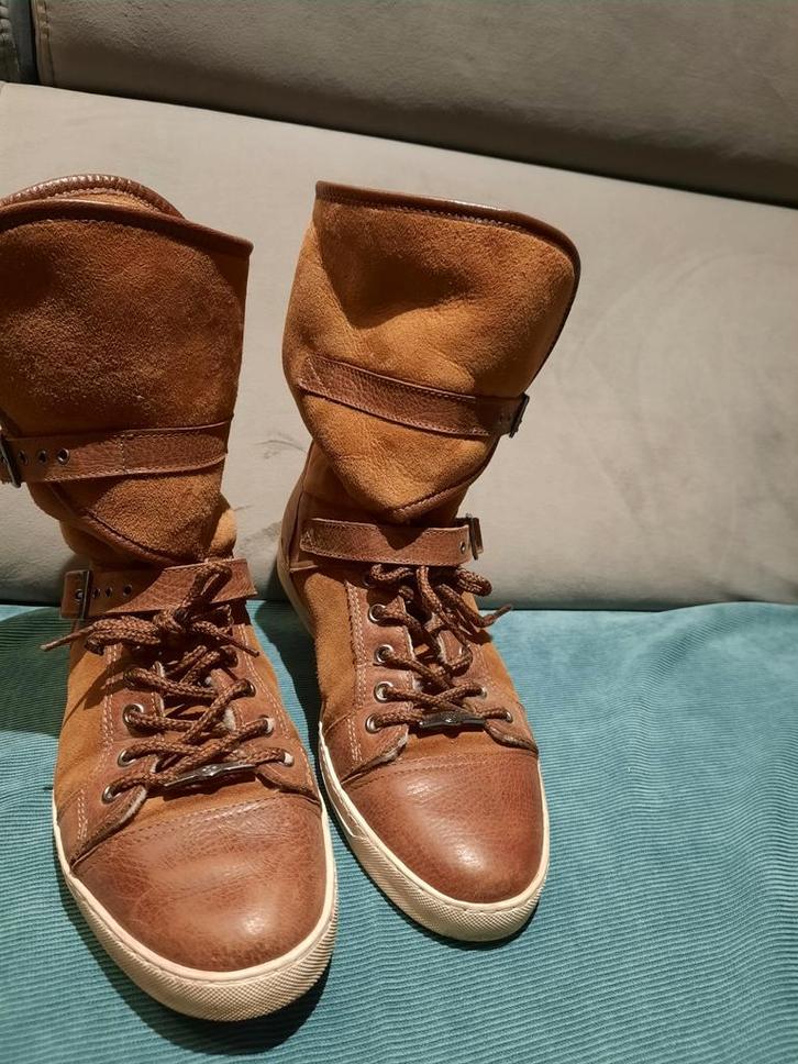 Metro Sneakers Boots Cognac - Maat 41-42, Kleding | Dames, Schoenen, Zo goed als nieuw, Lage of Enkellaarzen, Bruin, Ophalen of Verzenden