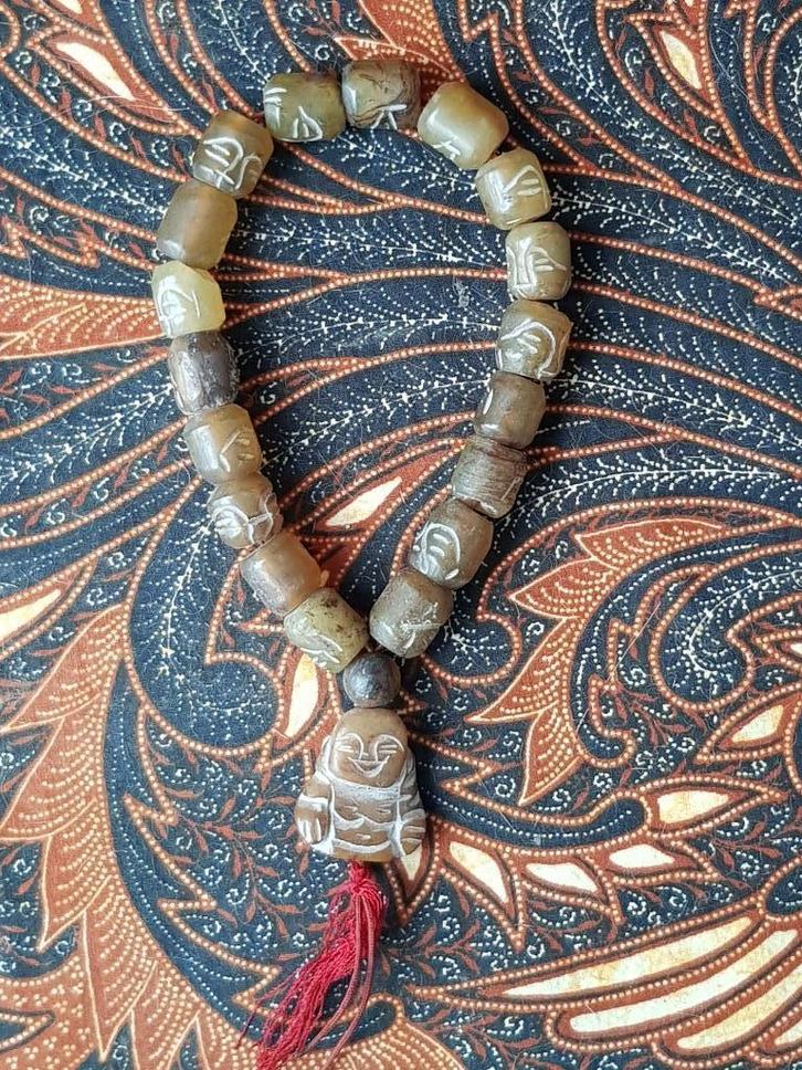 Antieke Oosterse gebedsketting van jade kralen en Boeddha., Antiek en Kunst, Kunst | Niet-Westerse kunst, Ophalen of Verzenden