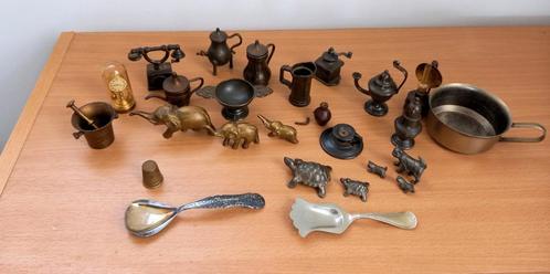 miniaturen o.a. olifanten, katten, vijzel etc., Verzamelen, Poppenhuizen en Toebehoren, Gebruikt, Overige typen, Ophalen of Verzenden