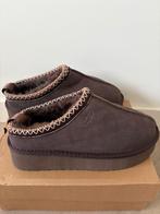 UGG Tasman Platform bruin maat 38, Ophalen of Verzenden, Zo goed als nieuw, Bruin, Pantoffels of Sloffen