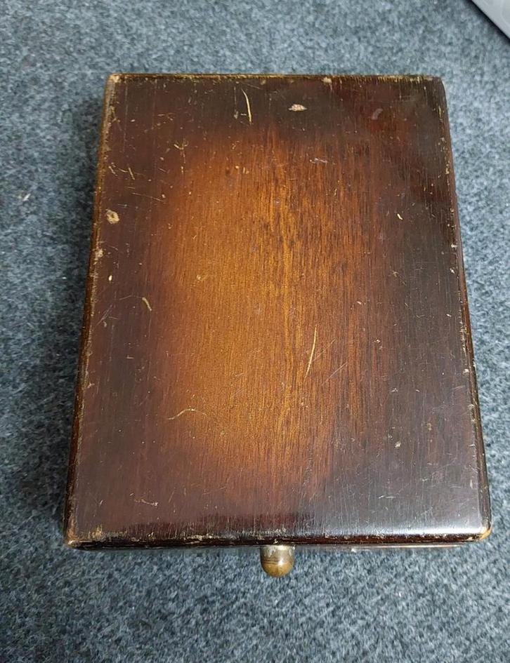 Vintage Houten Naaidoos met Garenklosjes, Hobby en Vrije tijd, Overige Hobby en Vrije tijd, Ophalen of Verzenden