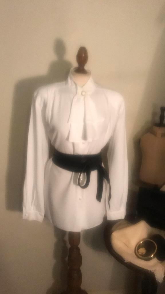 VINTAGE BLOUSE WHITE CHABOT, Kleding | Dames, Blouses en Tunieken, Zo goed als nieuw, Maat 46/48 (XL) of groter, Wit, Verzenden