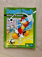 Donald Duck Ontdekt de Eredivisie - Stripboek, Eén stripboek, Ophalen of Verzenden, Gelezen