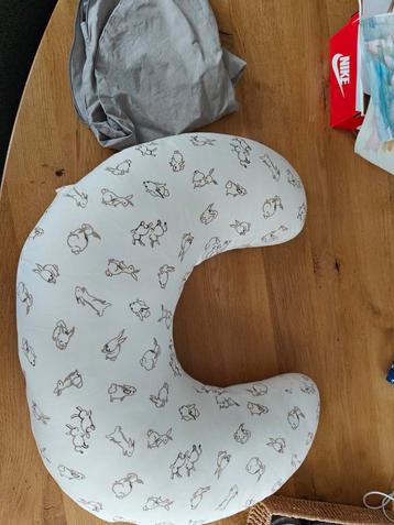 Voedingskussen Ikea beschikbaar voor biedingen