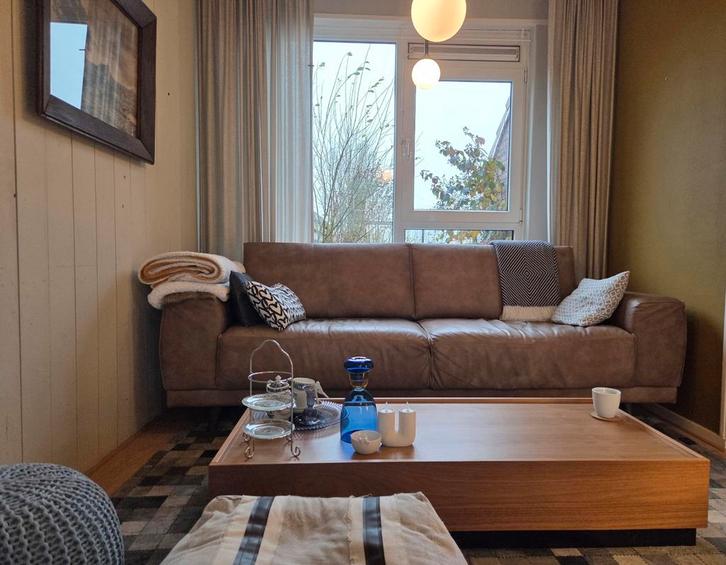 Ruig Buffelleren Bank van Haveco, Taupekleur (240B86H89D), Huis en Inrichting, Banken | Complete zithoeken, Gebruikt, Leer, Ophalen