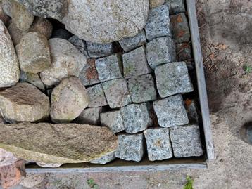 Granietblokjes 10*10*10.  beschikbaar voor biedingen