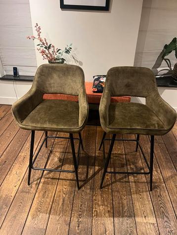 Luxe barkrukken groen/olive beschikbaar voor biedingen