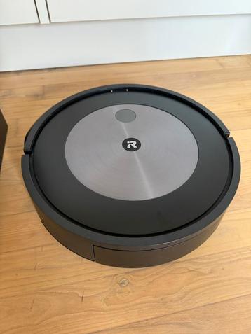 Roomba J7+ Robotstofzuiger incl. Dock beschikbaar voor biedingen
