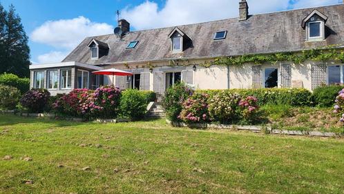 Ruim en licht huis  Normandie met 7400 m2 tuin vraagprijs, Huizen en Kamers, Buitenland, Nederland, Woonhuis, Landelijk