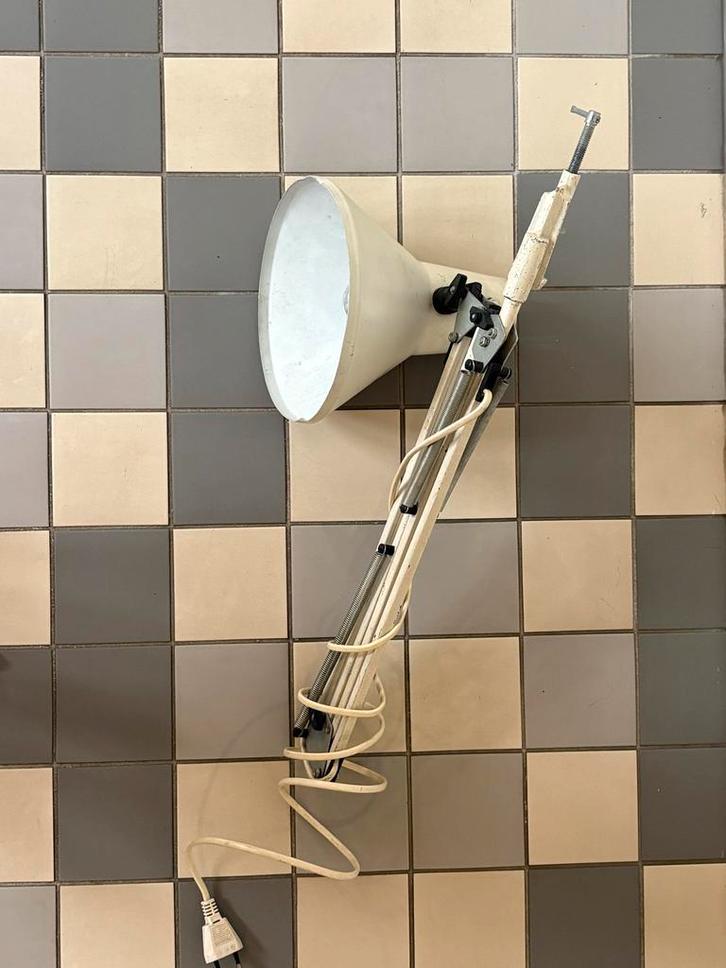 Uitschuifbare vintage bureaulamp met klem, Huis en Inrichting, Lampen | Vloerlampen, Gebruikt, Minder dan 100 cm, Metaal, Ophalen of Verzenden