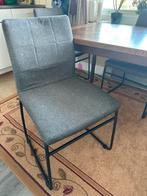 4 grijze stoelen met metalen poten, Huis en Inrichting, Ophalen, Zo goed als nieuw, Grijs