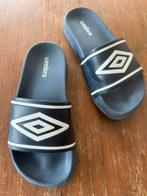 Umbro badslippers blauw maat 31, Ophalen, Maat 46 (S) of kleiner, Blauw