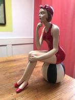 prachtig beeld, baadster in fifties stijl, Antiek en Kunst, Ophalen of Verzenden