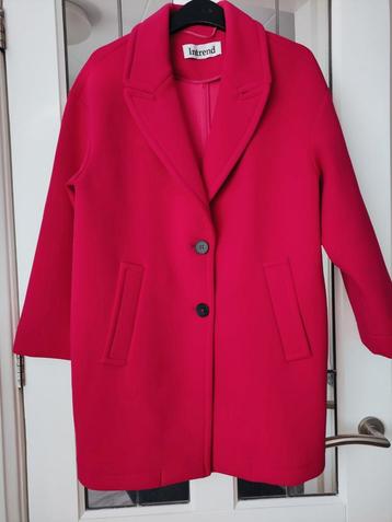 Stijlvolle tussen jas Intrend by Max Mara maat M  beschikbaar voor biedingen