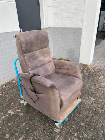 Sta op stoel beschikbaar voor biedingen