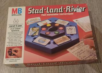 Stad, land, rivier beschikbaar voor biedingen