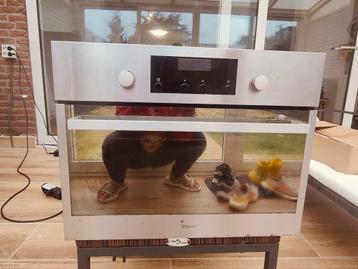 Whirlpool inbuilt microwave oven beschikbaar voor biedingen