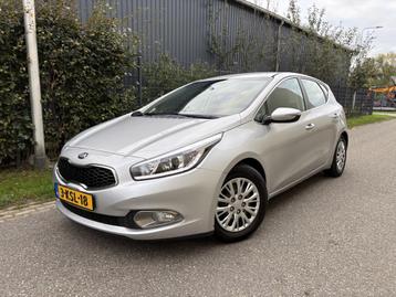 Kia cee'd 1.6 GDI Business Pack / NAVI / CRUISE / AIRCO ECC  beschikbaar voor biedingen