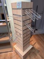 Mooi winkel meubel met slatwall bevestiging, Ophalen, Zo goed als nieuw