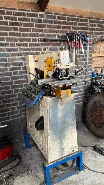 Geka microcrop pons machine. beschikbaar voor biedingen