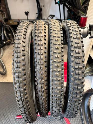 Maxxis 27.5 High roller, Minion DHR, Minion DHF beschikbaar voor biedingen