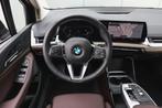 BMW 2 Serie Active Tourer 220i Executive Luxury Line Automaa, Auto's, Te koop, Benzine, Gebruikt, 750 kg