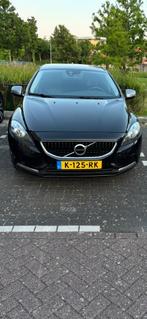 Volvo V40 2.0 D2 autmaat Geartronic 2017 ocean race edition, Auto's, Volvo, Euro 6, 4 cilinders, Leder, Diesel