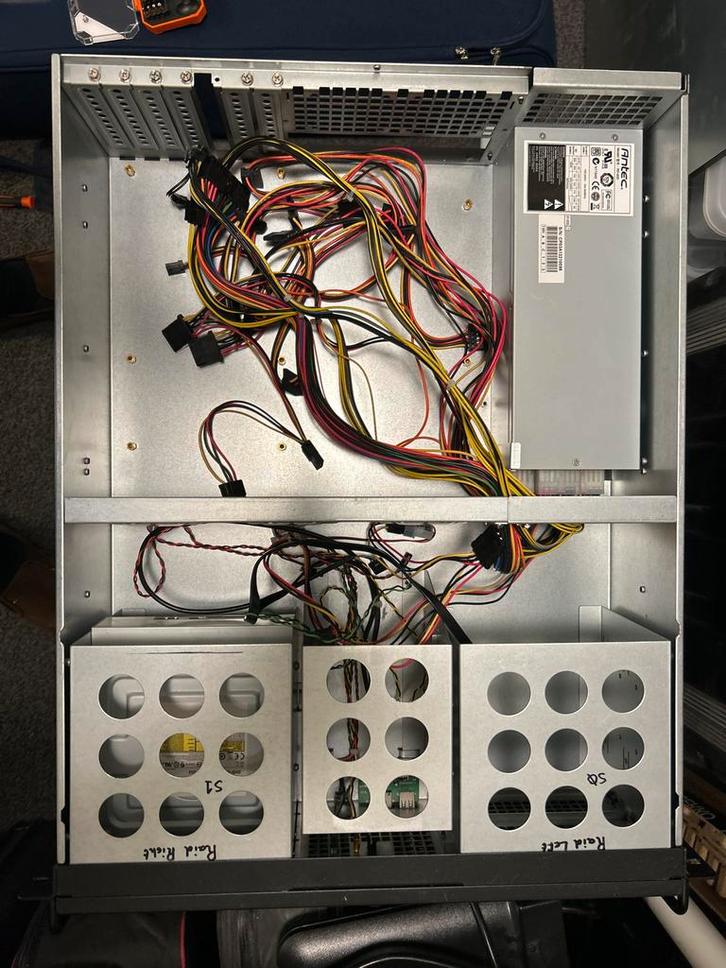 Serverbehuizing met voeding 3HE, Computers en Software, Serverkasten, Gebruikt, Geperforeerd, Ophalen