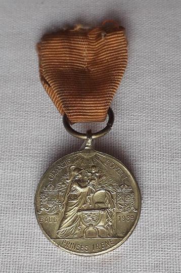 IRENE Penning  met lintje beschikbaar voor biedingen