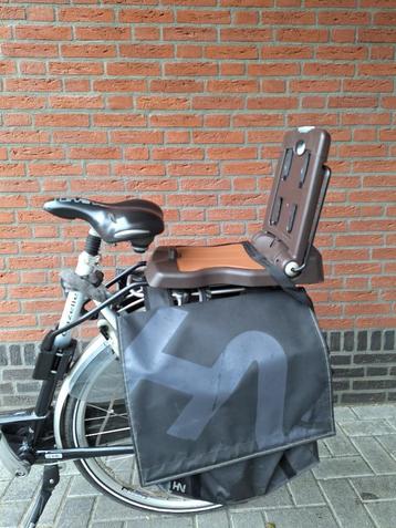 Bobike classic junior plus fietsstoeltje beschikbaar voor biedingen