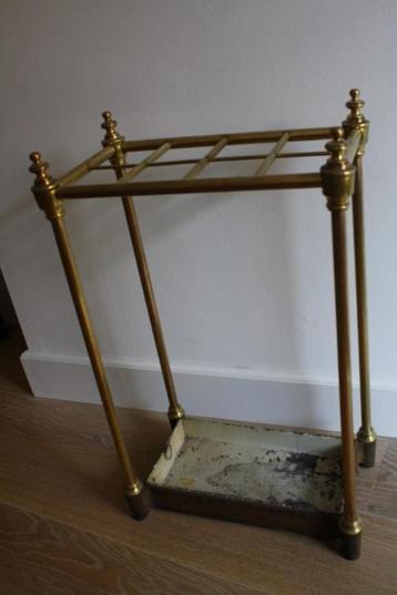 Paraplubak beschikbaar voor biedingen