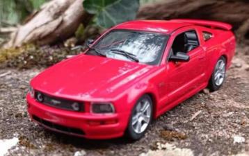 Ford Mustang GT 2005 schaal 1/43 ALTAYA American cars # 64 beschikbaar voor biedingen